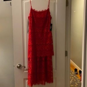 Lulus red dress NWT.  large